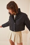 Kadın Siyah Crop Şişme Mont HZL22W-BD151361