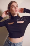 Kadın Siyah Deri Detaylı Kaşkorse Crop Bluz HZL23S-DSB199991